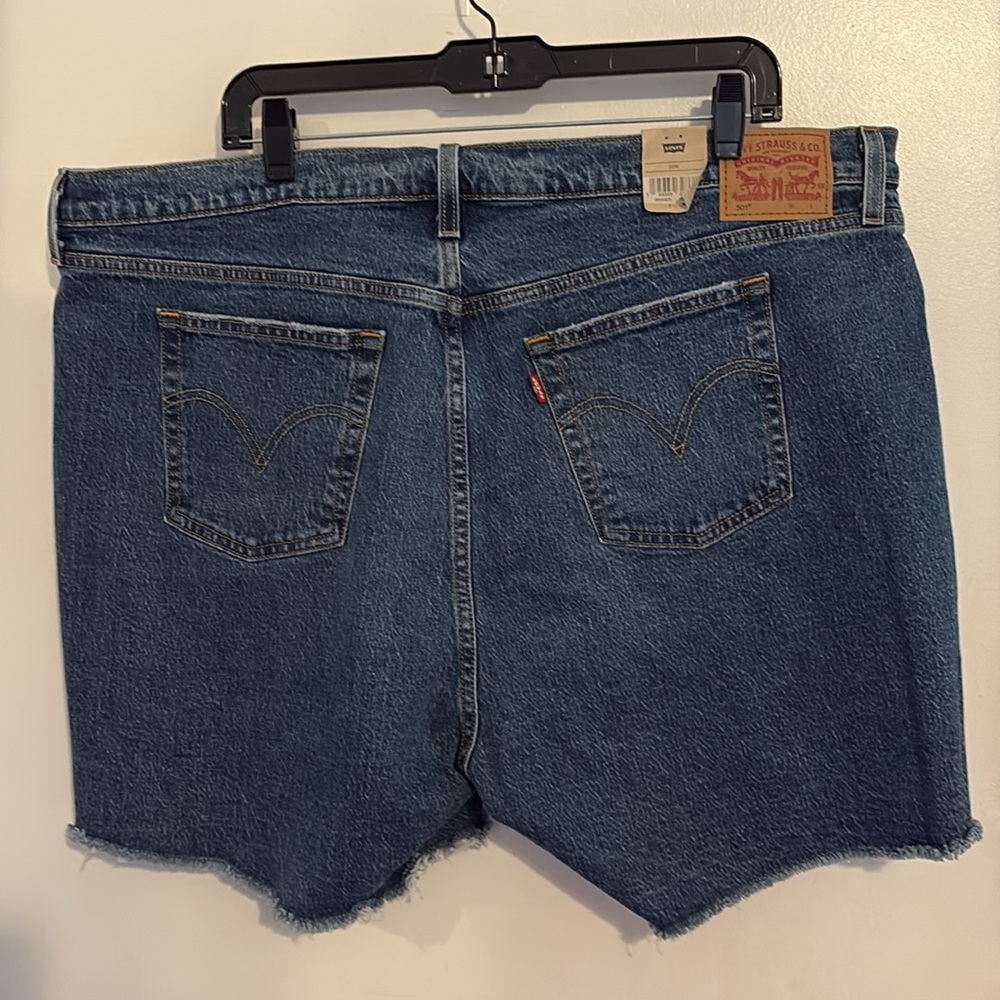 Levi’s 501 Button Fly Raw Edge Hem Denim Shorts 20W NWT - Picture 5 of 8
